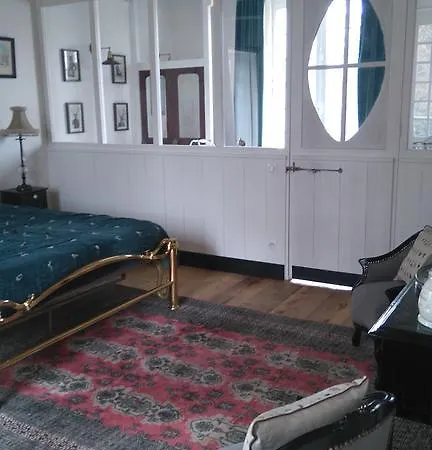 Demeure De Villiers Bed & Breakfast