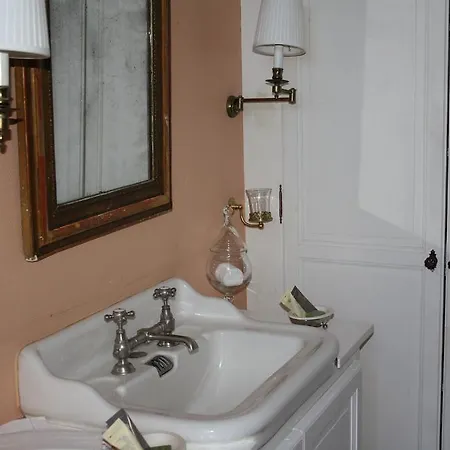 Demeure De Villiers Bed & Breakfast Coudeville