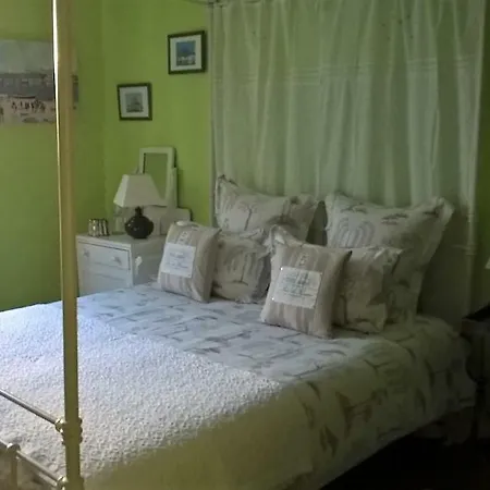 Demeure De Villiers Bed & Breakfast Coudeville